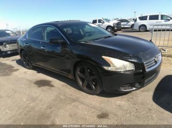  Salvage Nissan Maxima