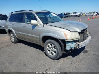  Salvage Toyota Highlander