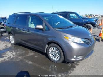  Salvage Toyota Sienna