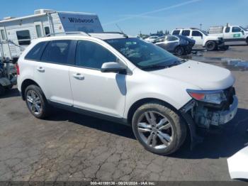  Salvage Ford Edge