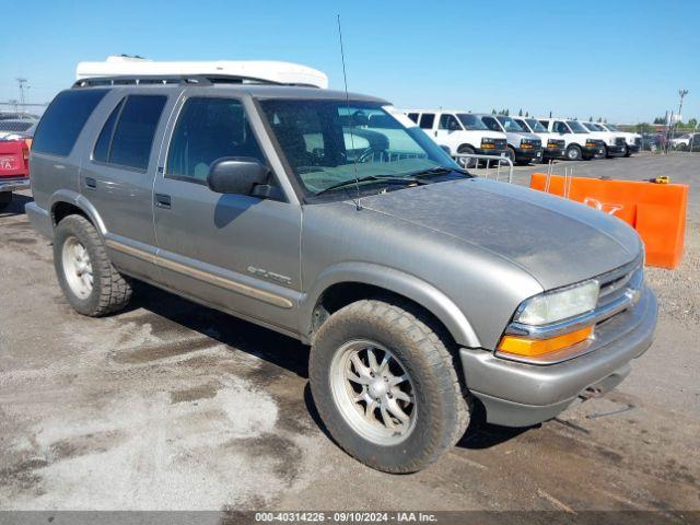  Salvage Chevrolet Blazer