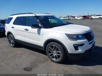  Salvage Ford Explorer