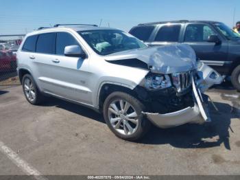  Salvage Jeep Grand Cherokee