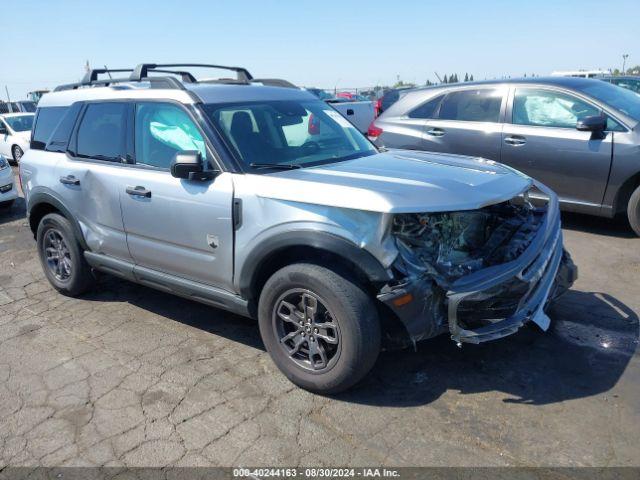  Salvage Ford Bronco