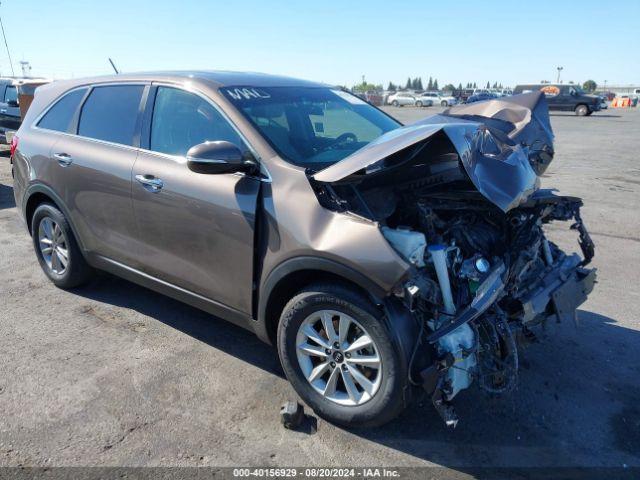  Salvage Kia Sorento