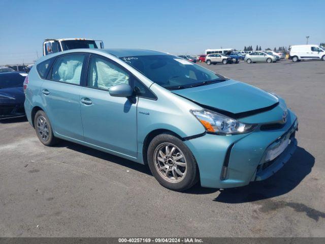  Salvage Toyota Prius v