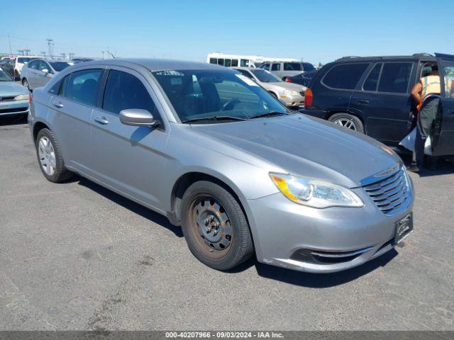  Salvage Chrysler 200