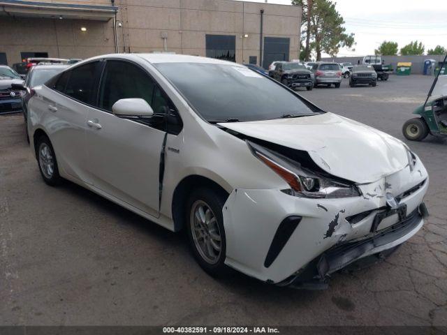  Salvage Toyota Prius