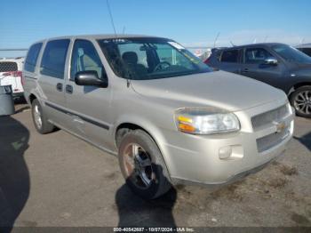  Salvage Chevrolet Uplander