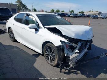  Salvage Toyota Camry