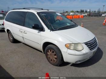  Salvage Chrysler Town & Country