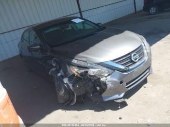  Salvage Nissan Altima