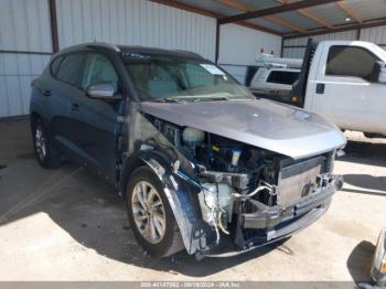  Salvage Hyundai TUCSON