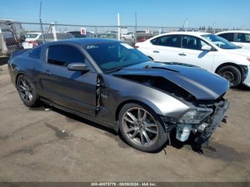  Salvage Ford Mustang