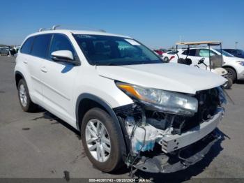  Salvage Toyota Highlander