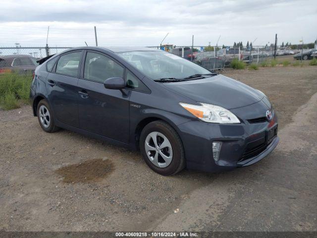  Salvage Toyota Prius