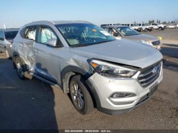  Salvage Hyundai TUCSON