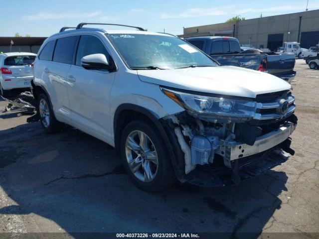  Salvage Toyota Highlander