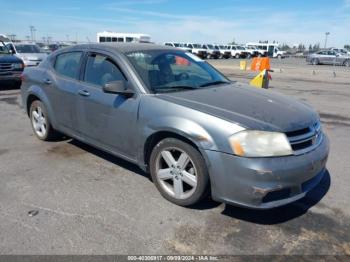  Salvage Dodge Avenger