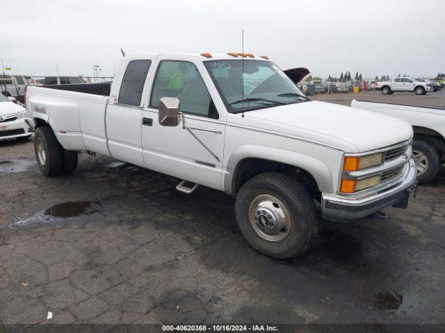  Salvage Chevrolet C3500