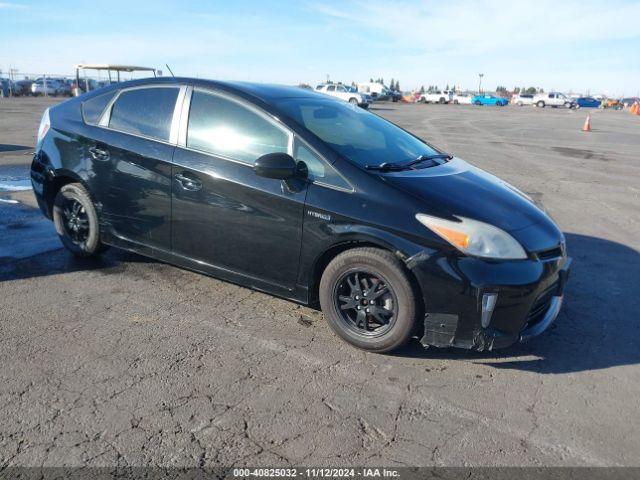  Salvage Toyota Prius