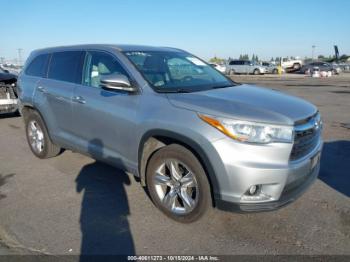  Salvage Toyota Highlander