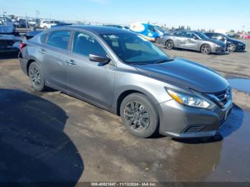  Salvage Nissan Altima