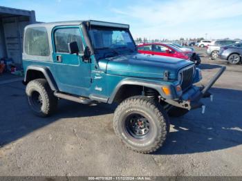  Salvage Jeep Wrangler