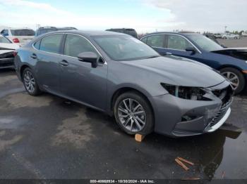  Salvage Lexus Es