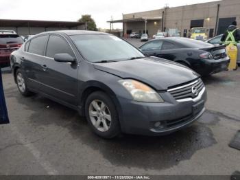  Salvage Nissan Altima