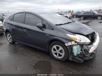  Salvage Toyota Prius