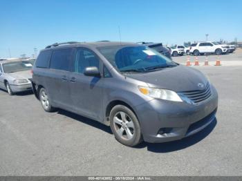  Salvage Toyota Sienna