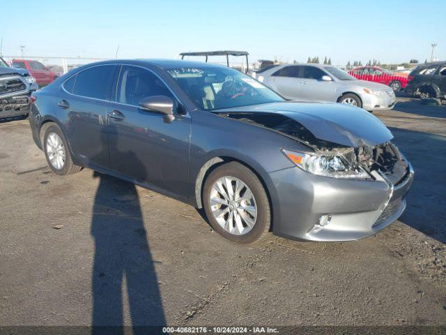  Salvage Lexus Es