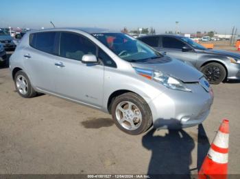  Salvage Nissan LEAF