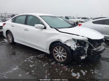  Salvage Nissan Altima