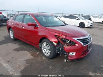  Salvage Nissan Altima