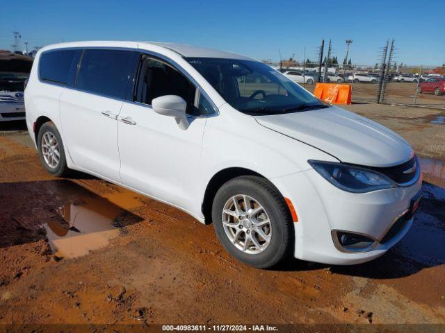  Salvage Chrysler Pacifica