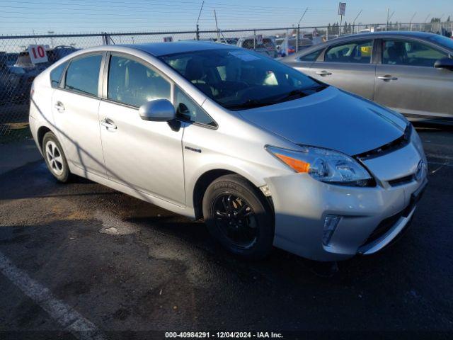  Salvage Toyota Prius