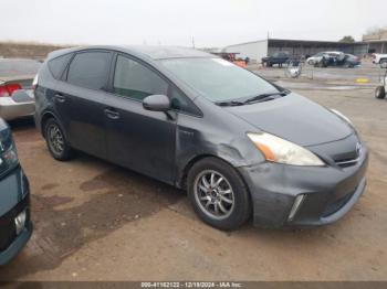  Salvage Toyota Prius v