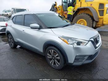  Salvage Nissan Kicks