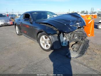  Salvage Ford Mustang