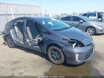  Salvage Toyota Prius