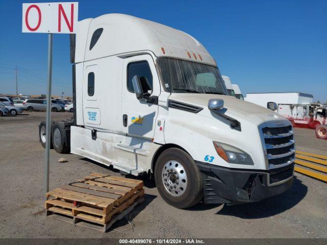  Salvage Freightliner New Cascadia 126