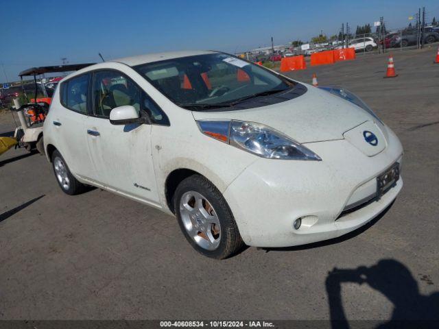  Salvage Nissan LEAF