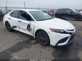  Salvage Toyota Camry