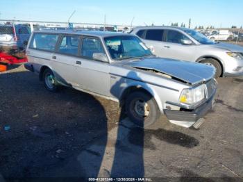  Salvage Volvo 245