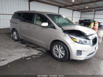  Salvage Kia Sedona