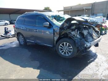  Salvage Nissan Pathfinder