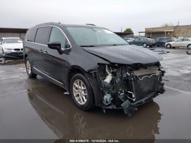  Salvage Chrysler Pacifica