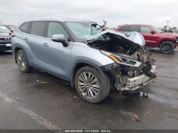  Salvage Toyota Highlander